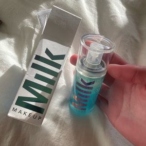 Milk makeup setting spray